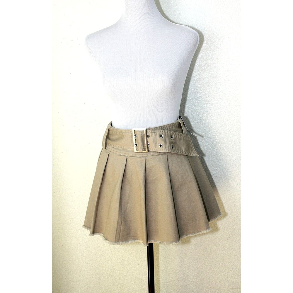 Academia NWT NO BOUNDARIES Junior Skirt L (12-14) Beige Khaki Pleated Belted #03